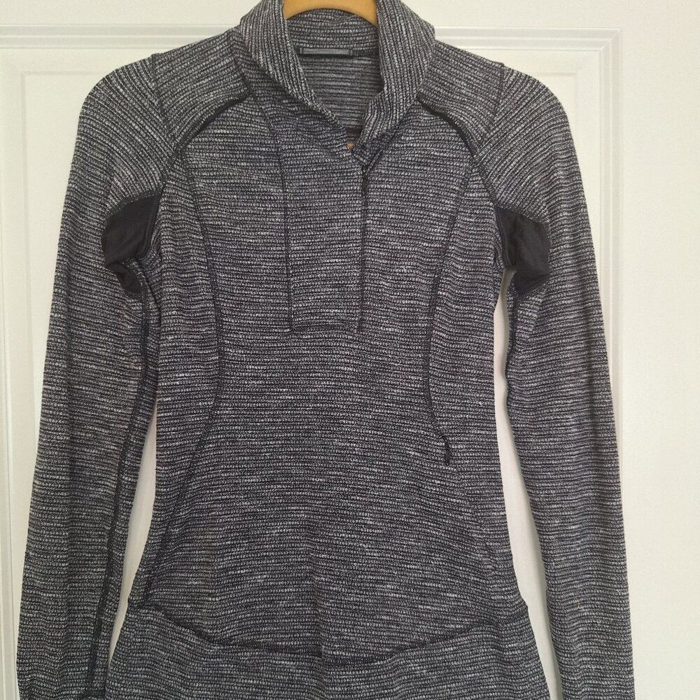 Lululemon Long Sleeve Top size 4